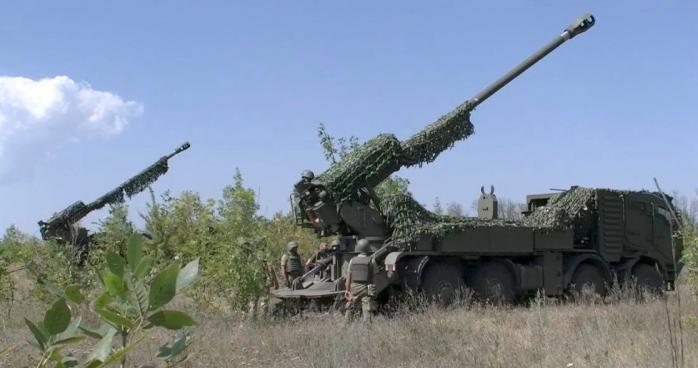 Артилеристи ЗСУ показали застосування батареї у складі трьох самохідних гаубиць 2С22 “Богдана” 