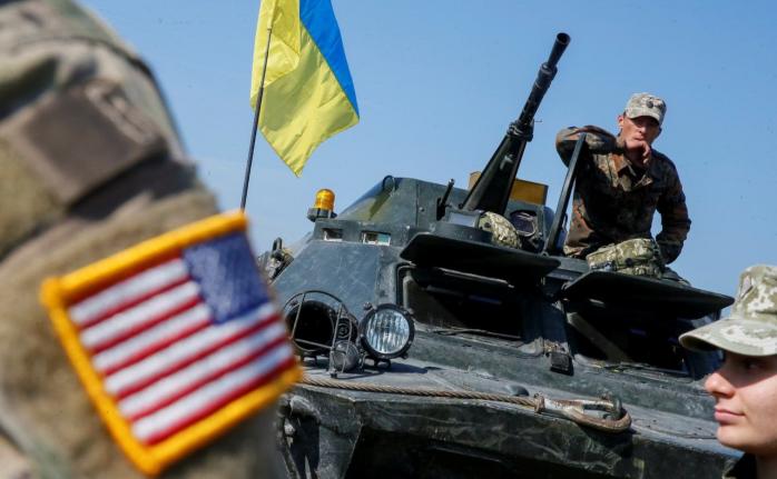 Белый дом: США смогут одновременно поддерживать Украину и Израиль