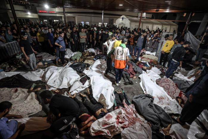 Трагедія у лікарні Гази - світом прокотилися протести, Ізраїль опублікував відео падіння ракети "Ісламського джихаду"