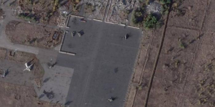 По аеропорту Луганська 17 жовтня було завдану удару ракетами ATACMS, фото: «Схеми»