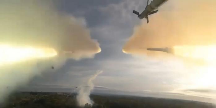 Удар армійської авіації по рашистах в районі Бахмута, скріншот відео