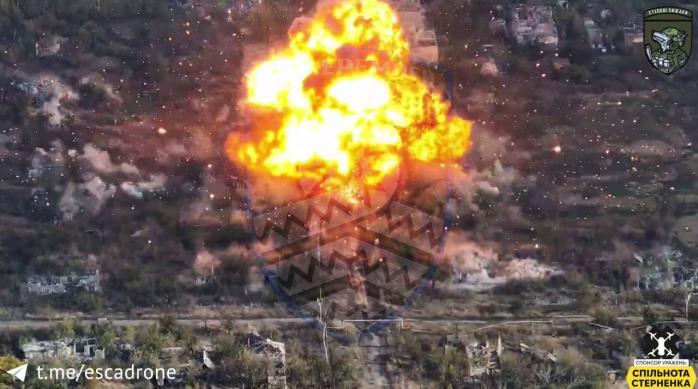 Український дрон знищив російський «Солнцепьок». Фото: 