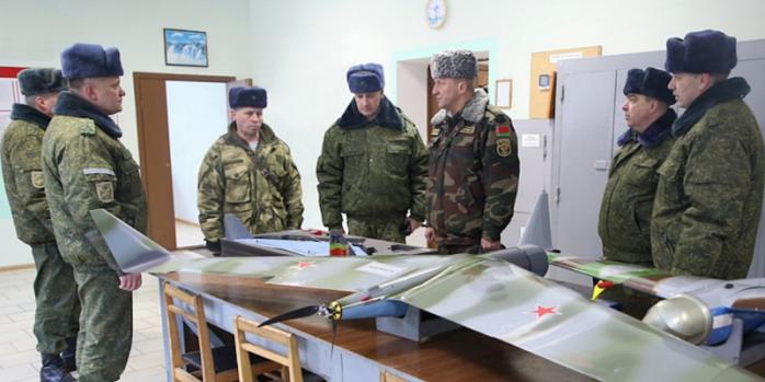 Белорусов учат руководить российскими беспилотниками, фото: Reform.by
