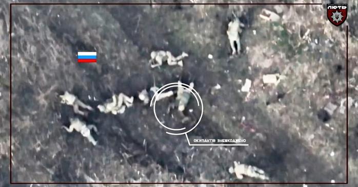 Уничтожение российских захватчиков, скриншот видео