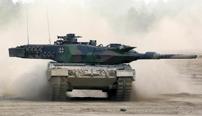 Армия Канады показала учения украинских танкистов 