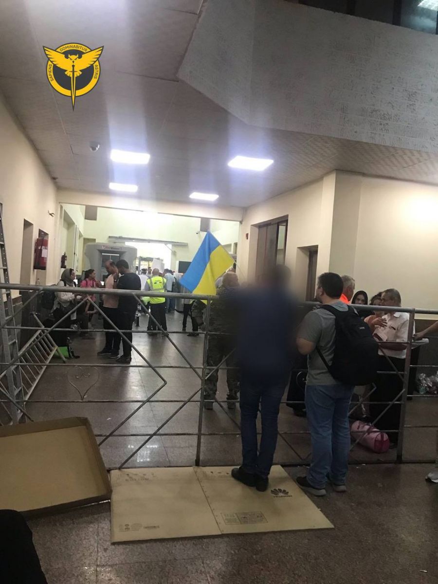 На фото від ГУР — евакуйовані із Сектора Гази українці 8 листопада