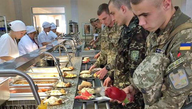 В Киевской области продукты из воинской части продавали в магазинах и ресторанах