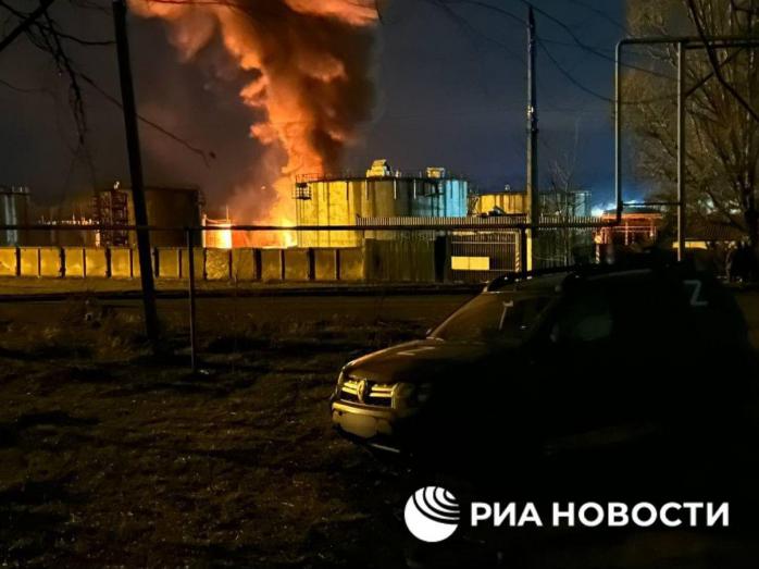ВСУ подтвердили успешный удар по нефтебазе в оккупированном Луганске