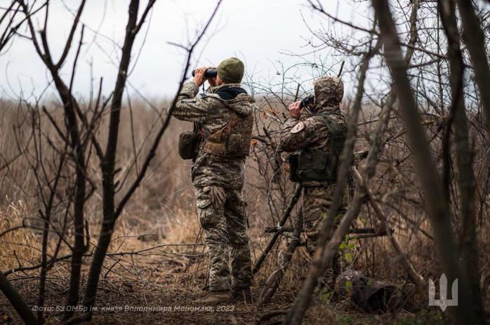Российская армия применяет новую тактику в Крынках 