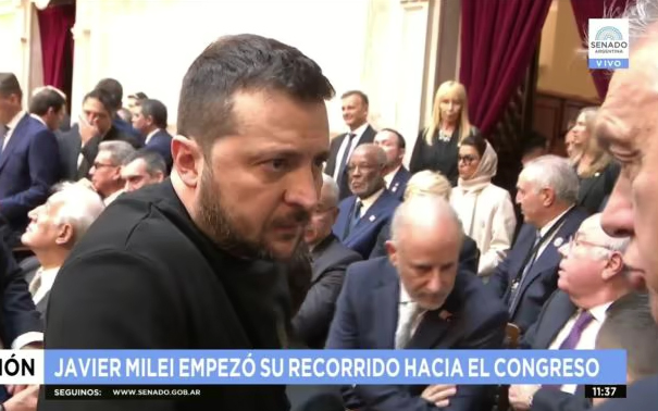 Зеленський поспілкувався з Орбаном в Аргентині. Скріншот з відео