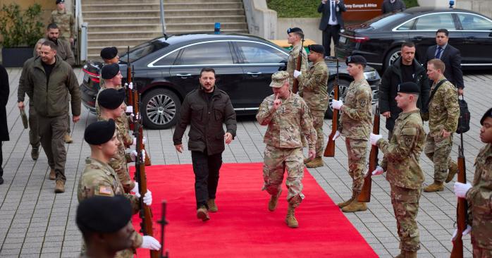 Зеленский встретился с командованием армии США в Европе. Фото: Зеленский в соцсети X