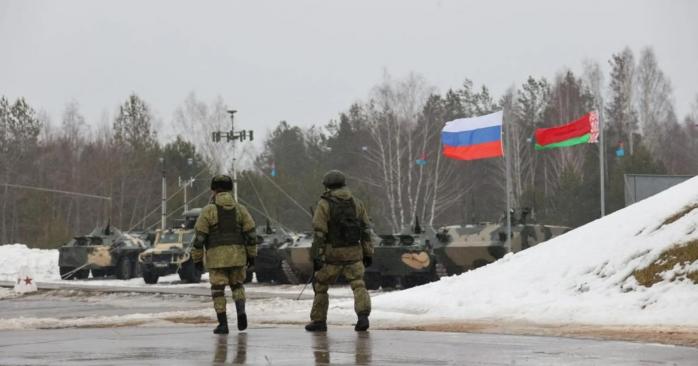 рф значно посилила військове угруповання у білорусі. Фото: 
