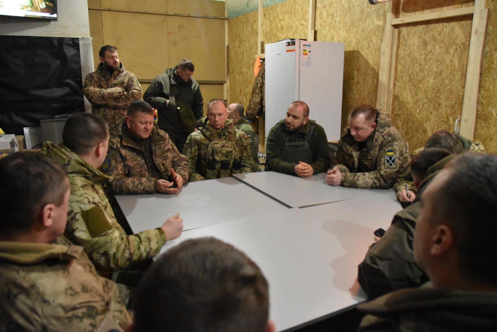 Залужний та Умєров відвідали позиції ЗСУ в районі Куп'янська. Фото: Міноборони