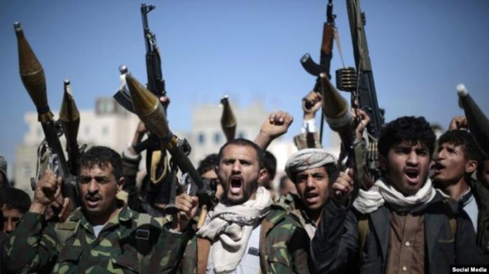 Йеменские хуситы удерживают в плену четырех украинских моряков