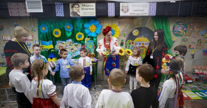 В харьковском метро открыли детский сад, фото: Игорь Терехов