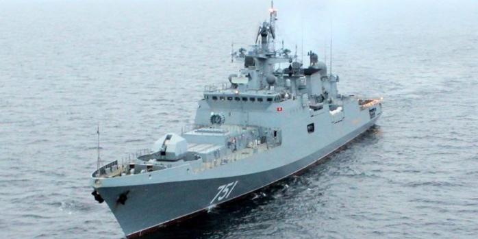 В Черное море вышел российский фрегат «адмирал эссен», фото: Силы обороны юга Украины