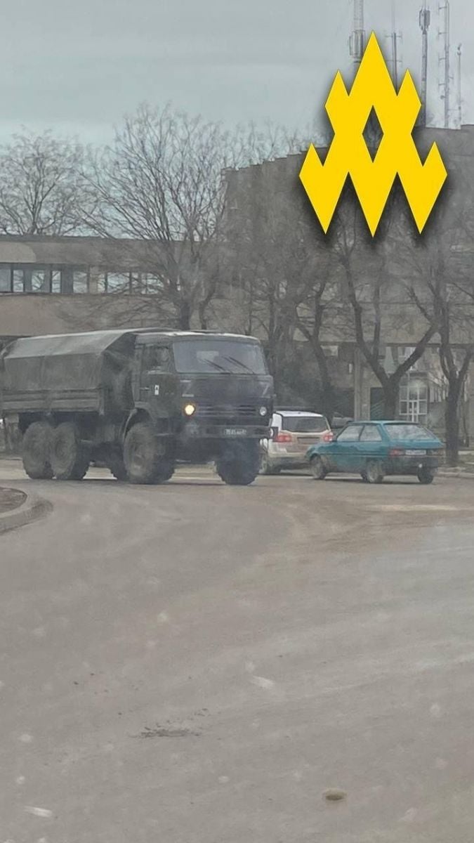 Партизани виявили новий пункт перекидання танків у Криму. Фото: «Атеш»