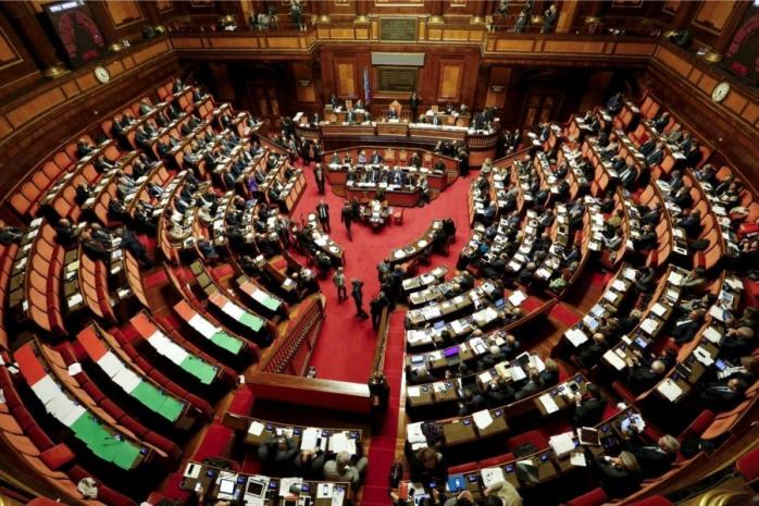 Сенат Італії схвалив подальші поставки зброї в Україну. Фото: 