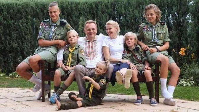 Мэр Львова рассказал, когда его сыновья будут служить в армии