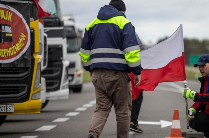Польские аграрии блокируют границу с Украиной. Фото: 