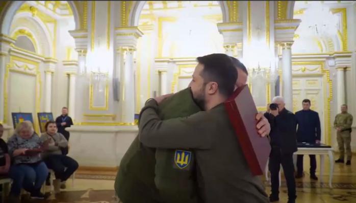  Залужный отреагировал на присвоение ему звания Героя Украины