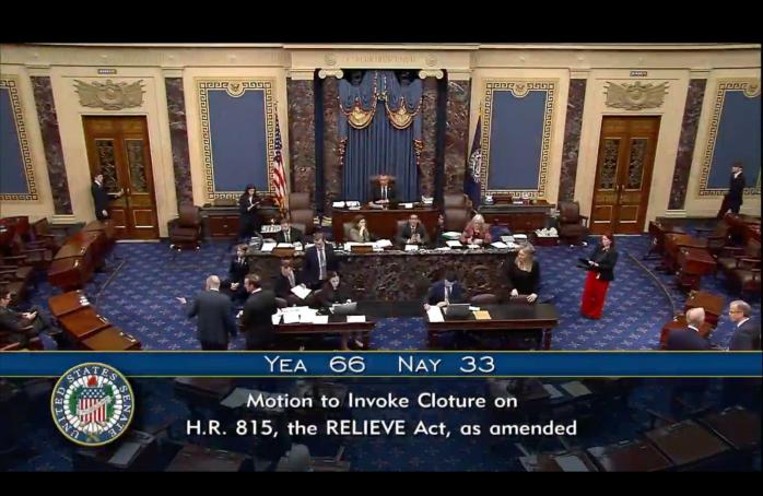 Сенат США прекратил дебаты о законопроекте с помощью Украины. Фото: 
