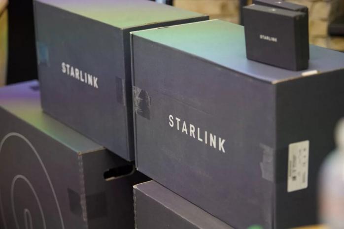 Оккупанты покупают терминалы Starlink в арабских странах. Фото: