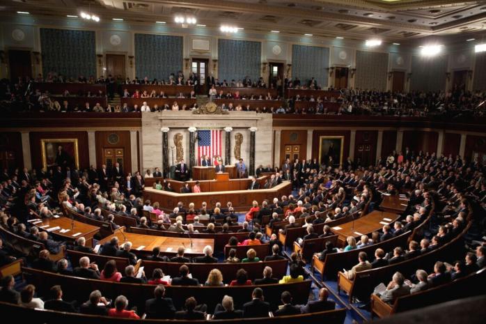 Сенат США поддержал законопроект о помощи Украине. Фото: