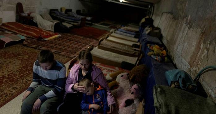Тисячі мешканців Запоріжжя залишилися без тепла після обстрілів. Фото: 