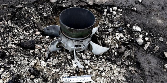 Обезвреживание снаряда от «Смерча», фото: Нацполиция