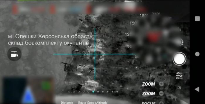 Уничтожение российского склада в Олешках, скриншот видео