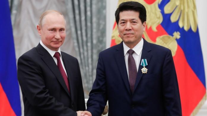 Спецпредставитель Китая заехал в Москву перед визитом в Киев