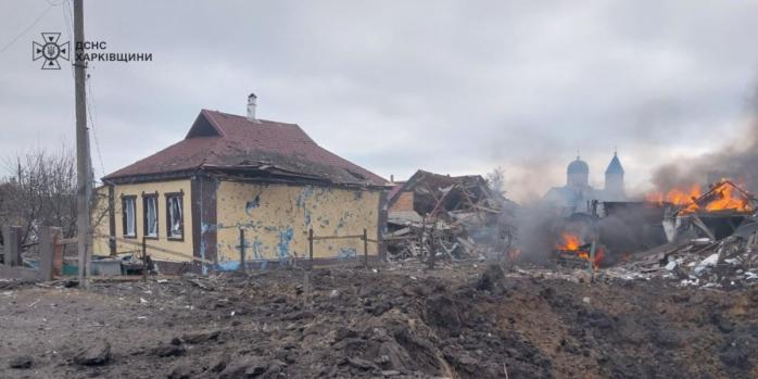 Последствия российского ракетного удара по Боровой, фото: ГСЧС