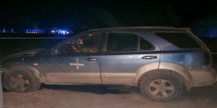 На Харківщині місцевий житель кинув гранату в автомобіль, фото: поліція Харківської області
