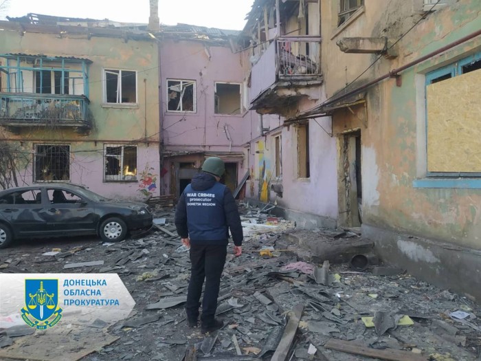 Наслідки ракетного удару по Селидовому на Донеччині, фото: Офіс генпрокурора