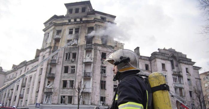 Разрушения в Киеве. Фото: ГСЧС