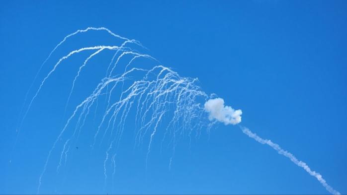 росія вдарила по Києву швидкісними ракетами. Фото: 