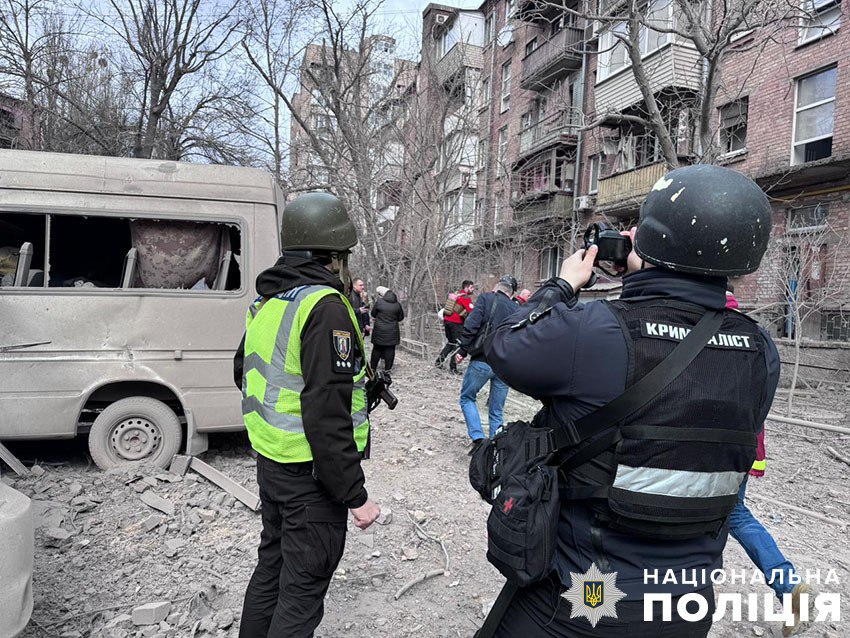 Руйнування в Києві. Фото: МВС