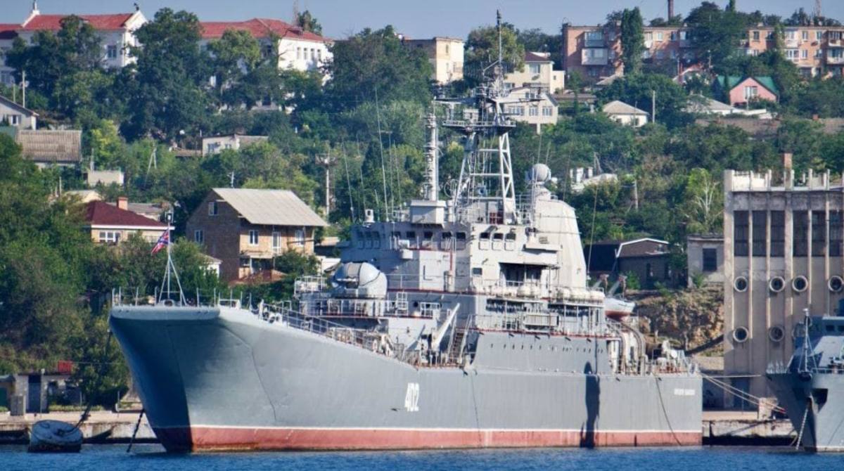 ЗСУ атакували корабель «Костянтин Ольшанський». Фото з мережі