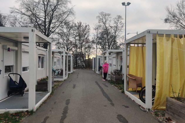 Берлін розширює наявні та будує нові контейнерні містечка для біженців, фото – Дарка Горова/Амаль Україна