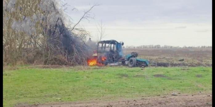 Последствия взрыва трактора на российской мине, фото: Херсонская областная прокуратура