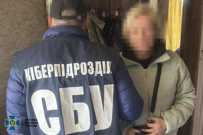 В Харькове задержали предательницу, которая работала в детском саду и корректировала ракетные удары
