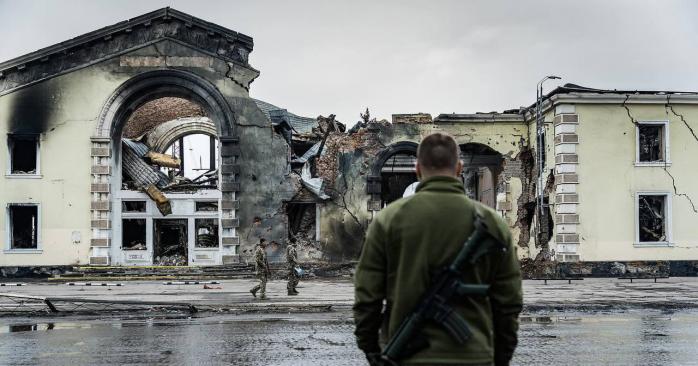 Авиация рф сбросила бомбу на учебное заведение на Харьковщине. Фото: