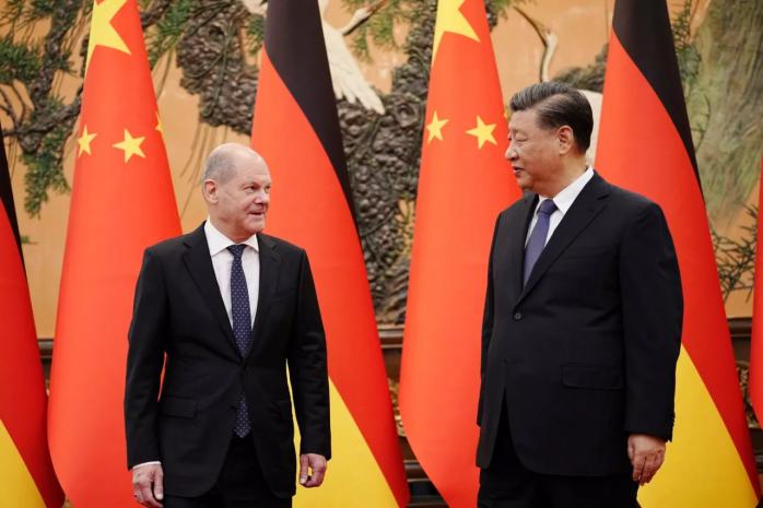Си Цзиньпин поддержал саммит мира, но с участием россии