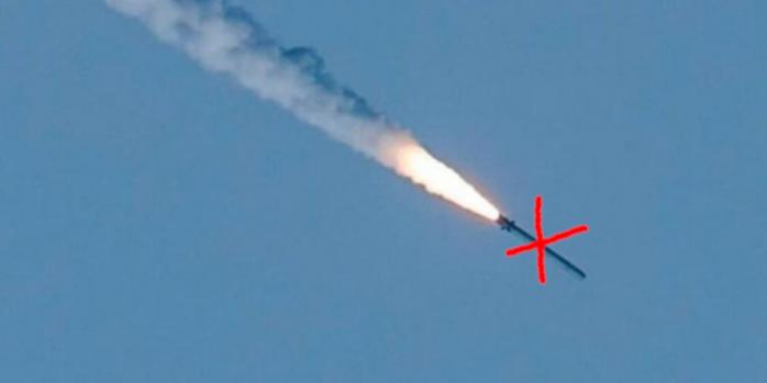 Українська ППО знищила дві ракети ворога, фото: LB.ua