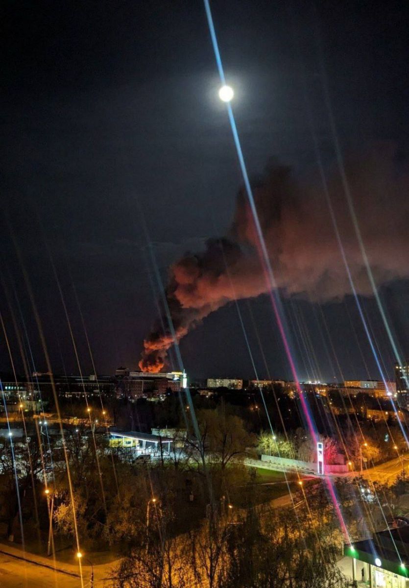 Під Москвою всю ніч палав промисловий об'єкт. Фото: соцмережі