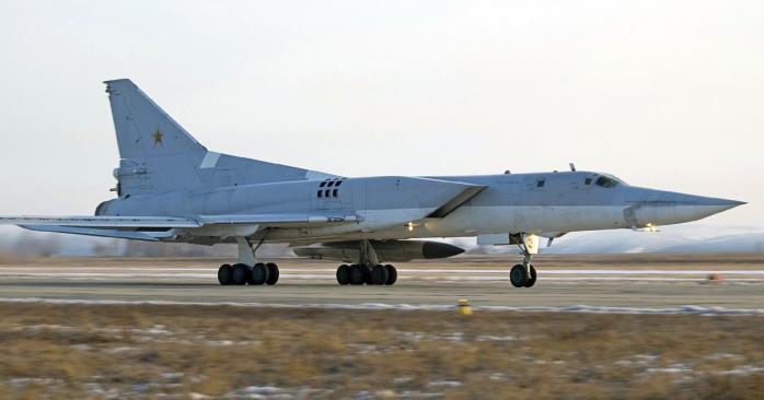 Спутник зафиксировал количество Ту-22М на российском аэродроме «Моздок». Фото: 