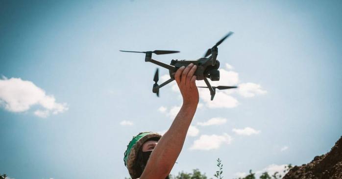 НБУ запретил ломбардам принимать в залог дроны и тепловизоры. Фото:
