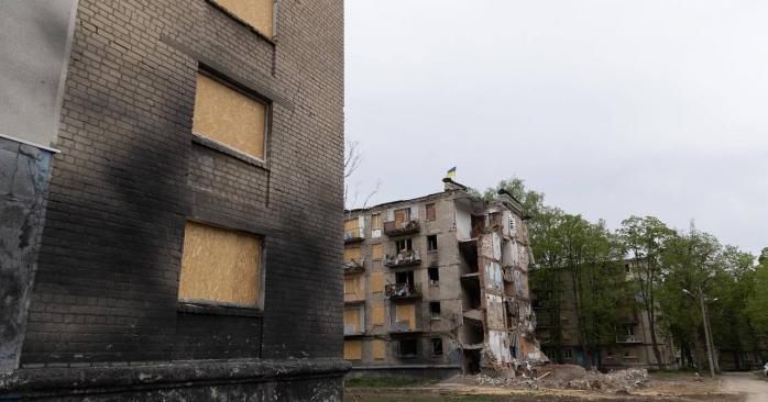 Более 20 КАБов россияне сбросили на Волчанск. Фото: