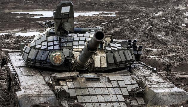 На вулицях Вовчанська знищили два російські танки 